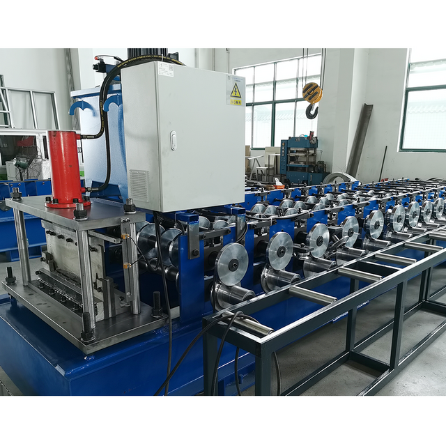 High Performance Fully Automatic Prestressed Concrete W T Beam Guardrail Roll Forming Machine